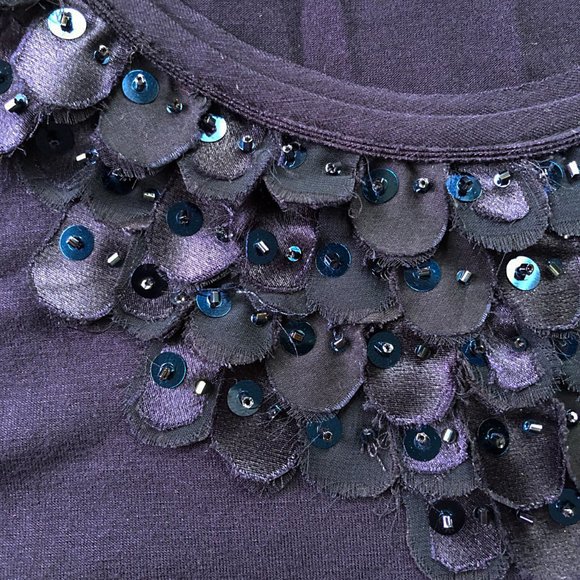 Navy Top - Picture 4 of 6